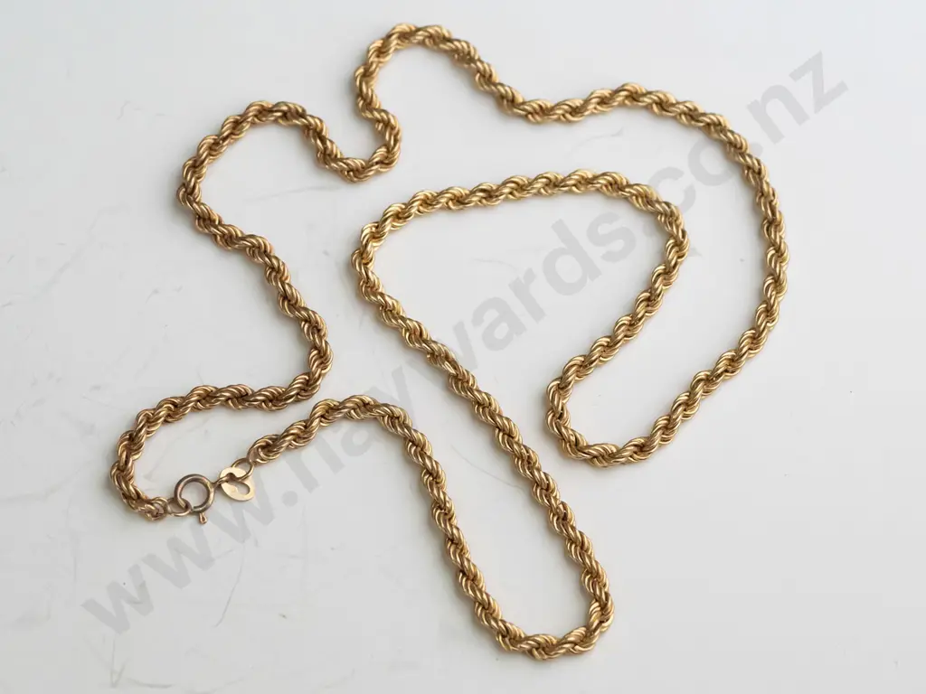 9ct yellow gold twisted rope chain 3.5gms Image 1++