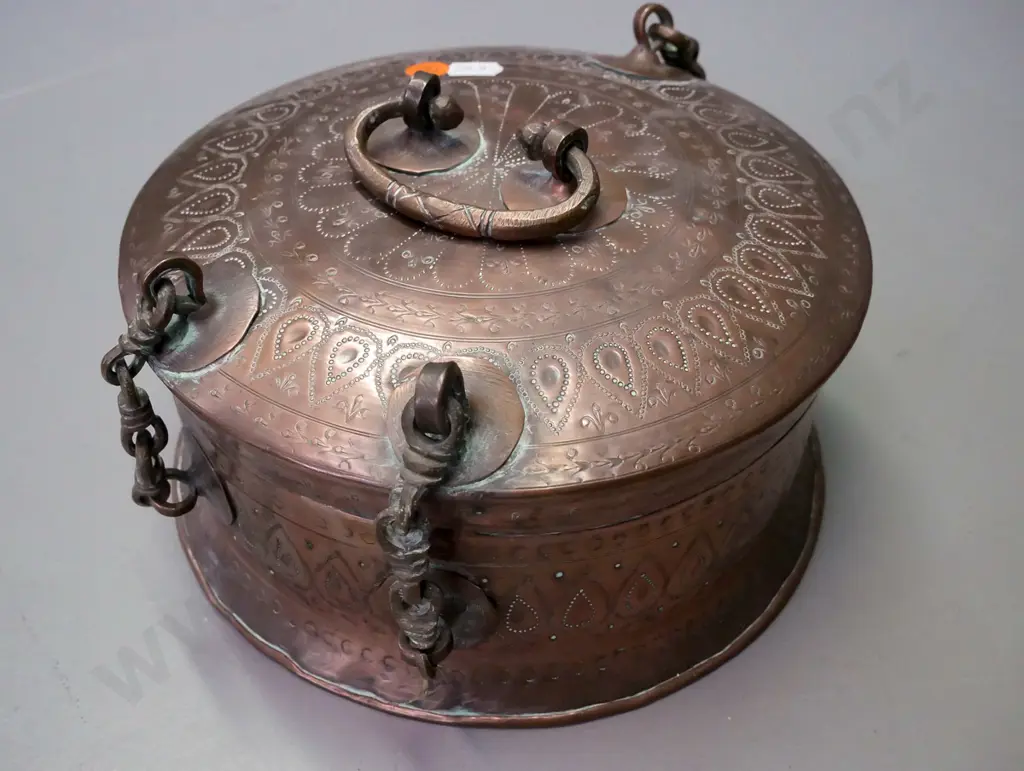 Indian copper circular lidded container with Persian-style decoration Image 1++