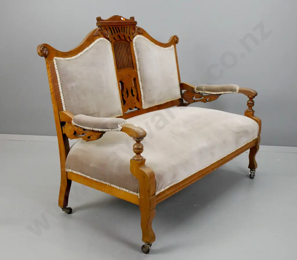 vintage European walnut 2-seater settee with pierced and carved back splat, shaped top rail, carved open arms, on Image 1++
