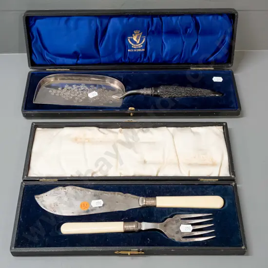 2 cased cutlery items: serving slice with faux antler handle and hallmarked sterling silver collar and a bone handled
