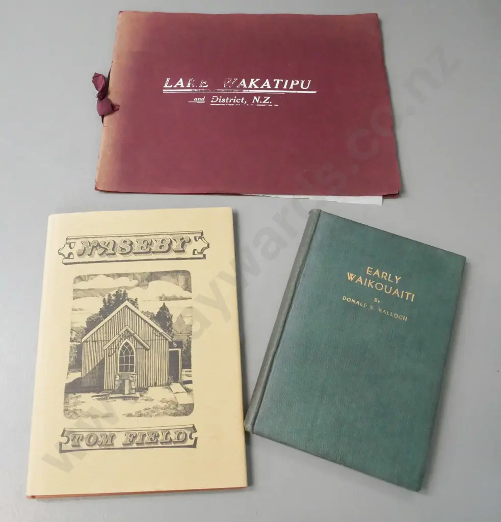 3x Otago-related books: Lake Wakatipu & District, Louis Hotop, softcover. Early Waikouaiti Donald Malloch softcover; Image 1++