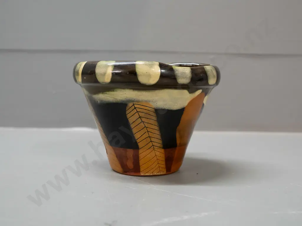 Steve Fullmer NZ studio pottery pouring vessel / bowl H-95 W-120 Image 1++