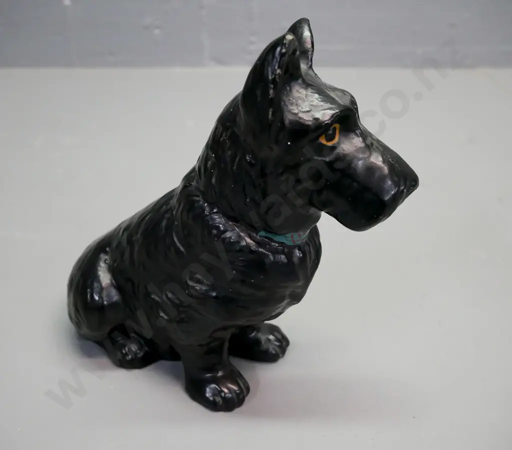 Boxed set of six napkin rings, Black plaster scotty dog Image 1++