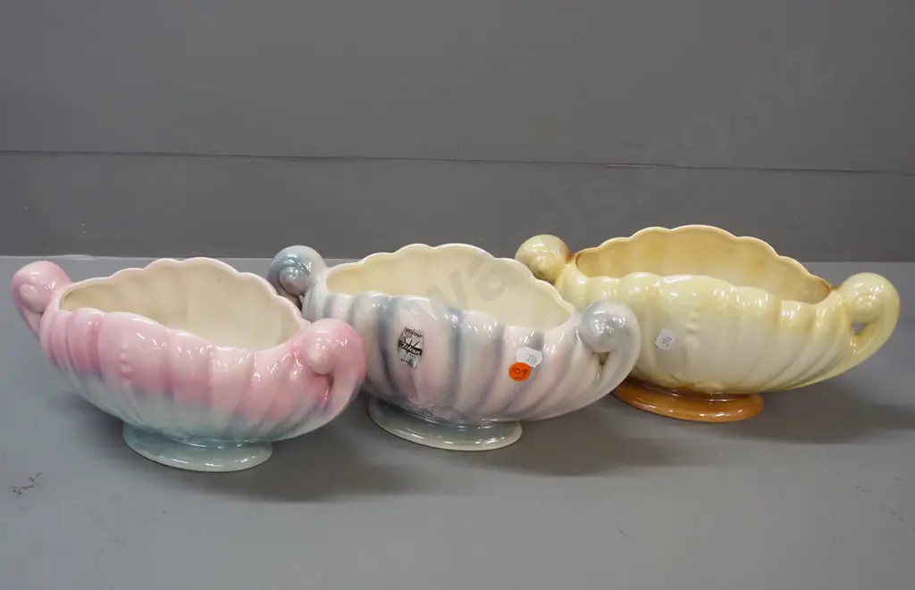 3 Crown Lynn / Titian Ware lustre glaze trough vases in 3 different colours, w/ scroll handles, one with sticker, Image 1++