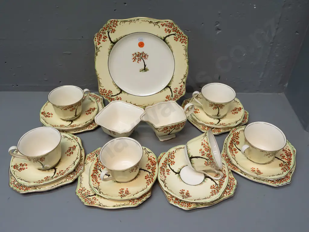 Royal Winton "Ye Fruitful Tree" pattern 21-piece tea set - hairline flaw to one cup rim Image 1++
