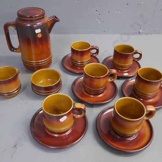 Retro TG Green Ltd England Oriel coffee set: coffee pot, milk & sugar, 6x mugs & saucers. Coffee pot H-215 W-180