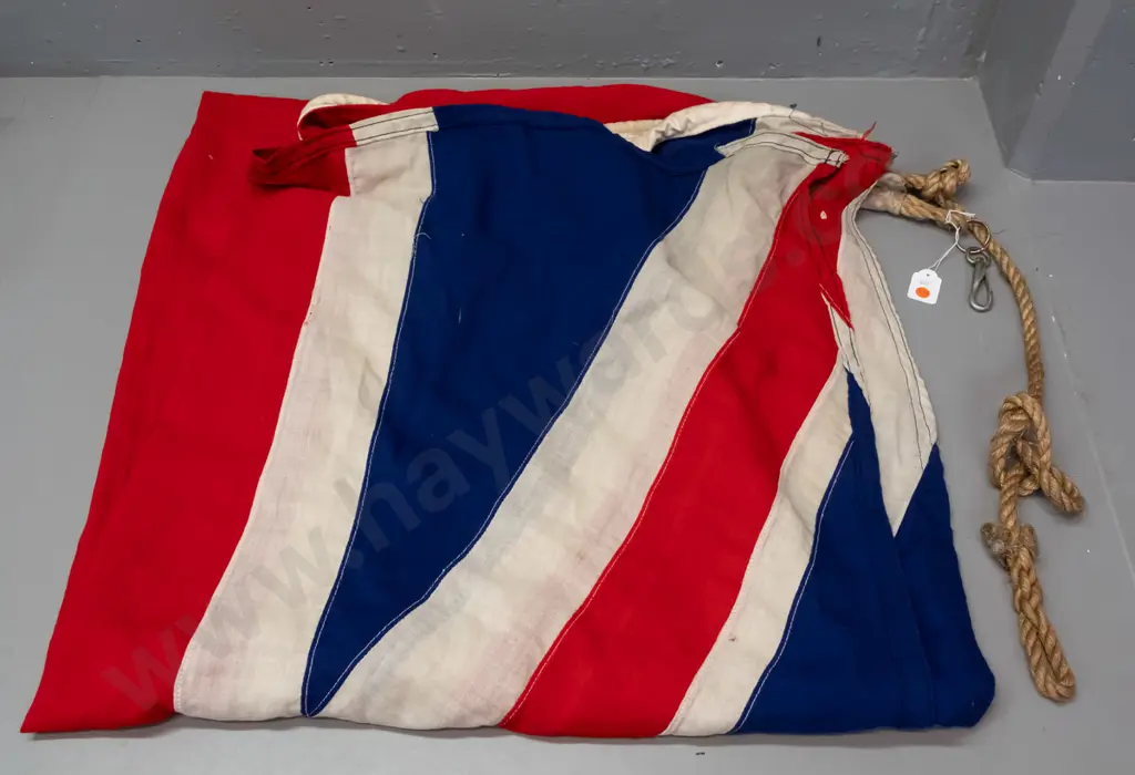 vintage union jack flag with rope, with rope & metal clips official full size H-1300 W-2700, some age wear and stains Image 1++