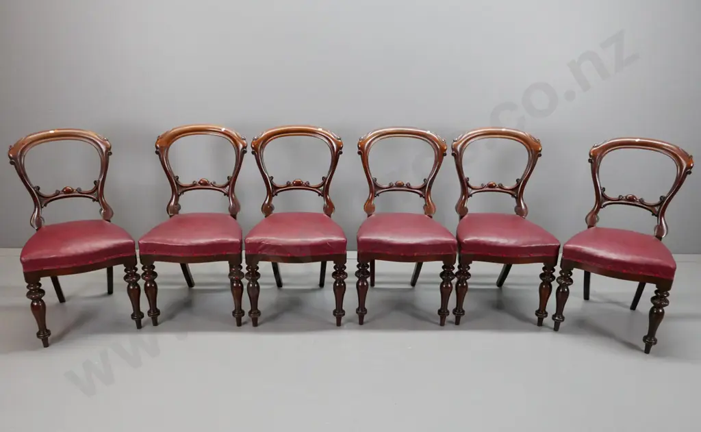 6 William IV walnut open-back dining chairs with carved crest and scroll work, turned front legs with egg and dart Image 1++