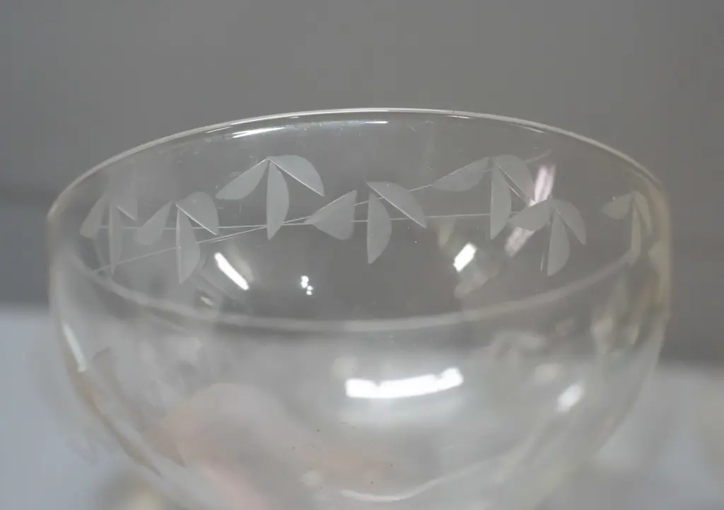 8 hollow-stem champagne glasses with etched pattern around bowls - some with grape motif, some bamboo and leaf pattern, Image 1++