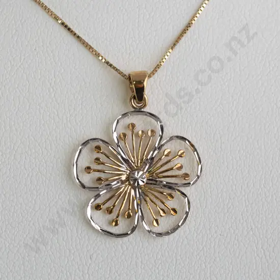 silver & gold flower necklace stamped 375