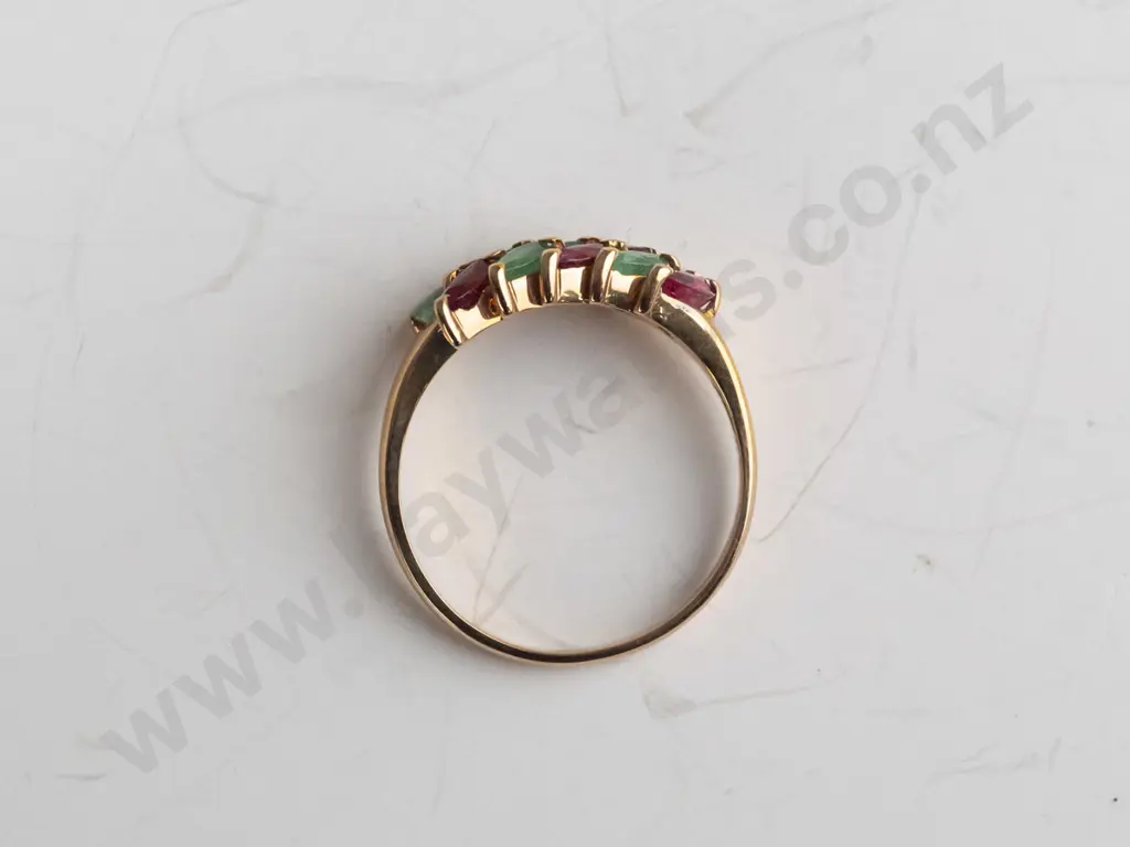 9ct emerald & ruby marquis ring 2.7gms Image 1++