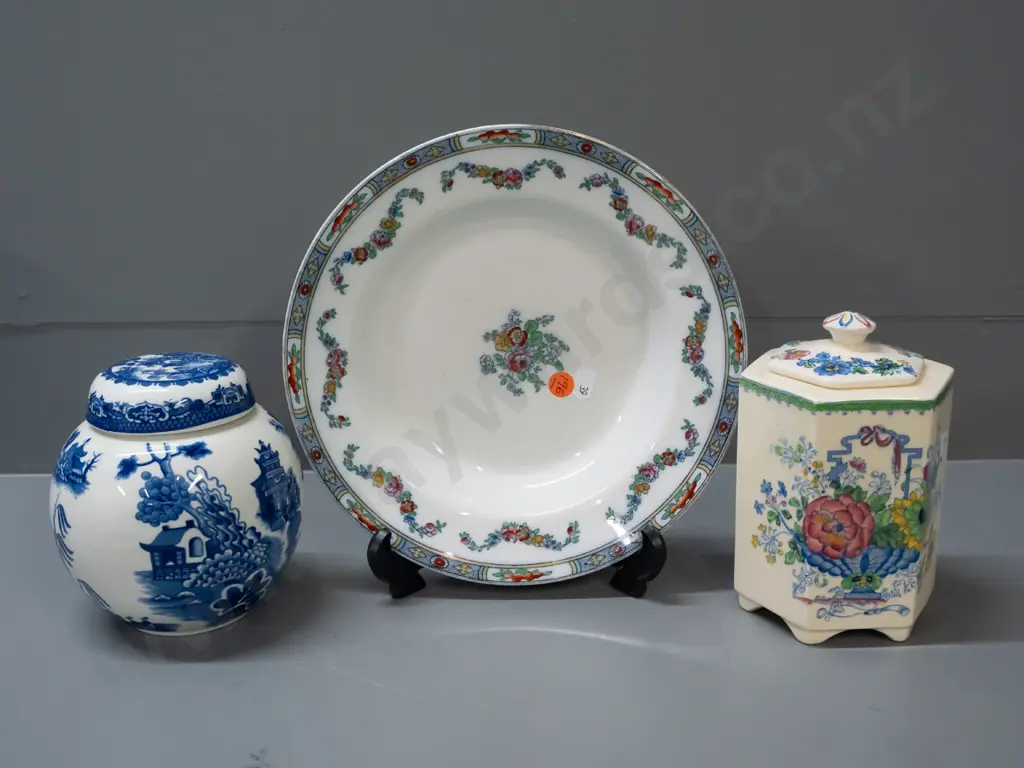 Chelsea Burslem plate and 2 tea caddies - one vintage 6-sided Masons Ironstone floral and one Willow pattern made for Image 1++