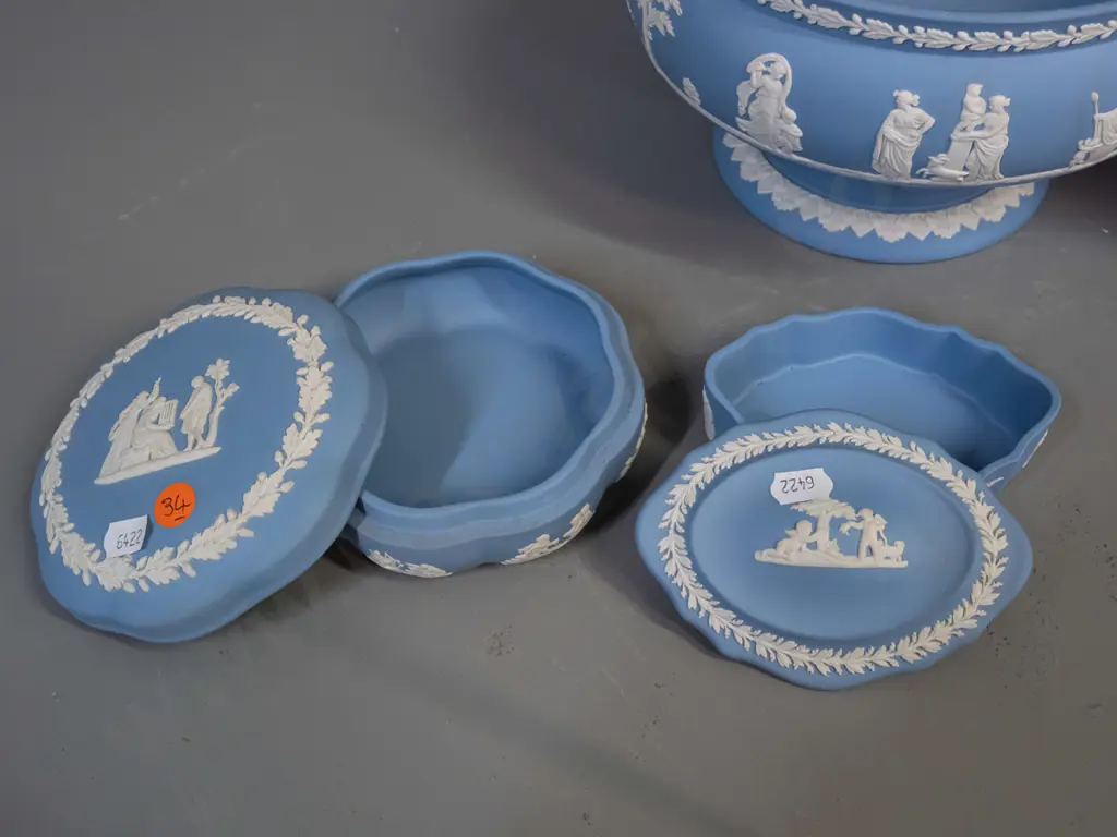 4 pieces of Wedgwood pale blue jasperware - comport H-130 D-200, jug and 2 lidded canisters Image 1++