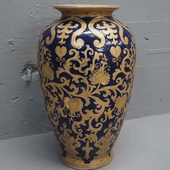 Chinese vase - blue ground with gilt foliate decoration and top rim H-360