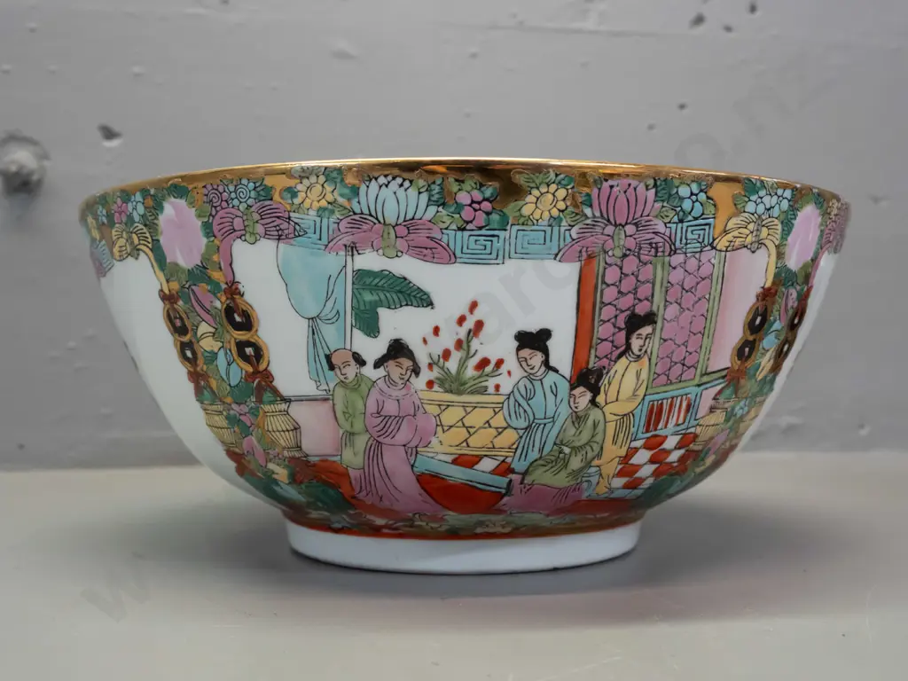 Chinese bowl with hand painted & gilt decoration with a circular hardwood stand with marble insert, on claw feet. Bowl Image 1++