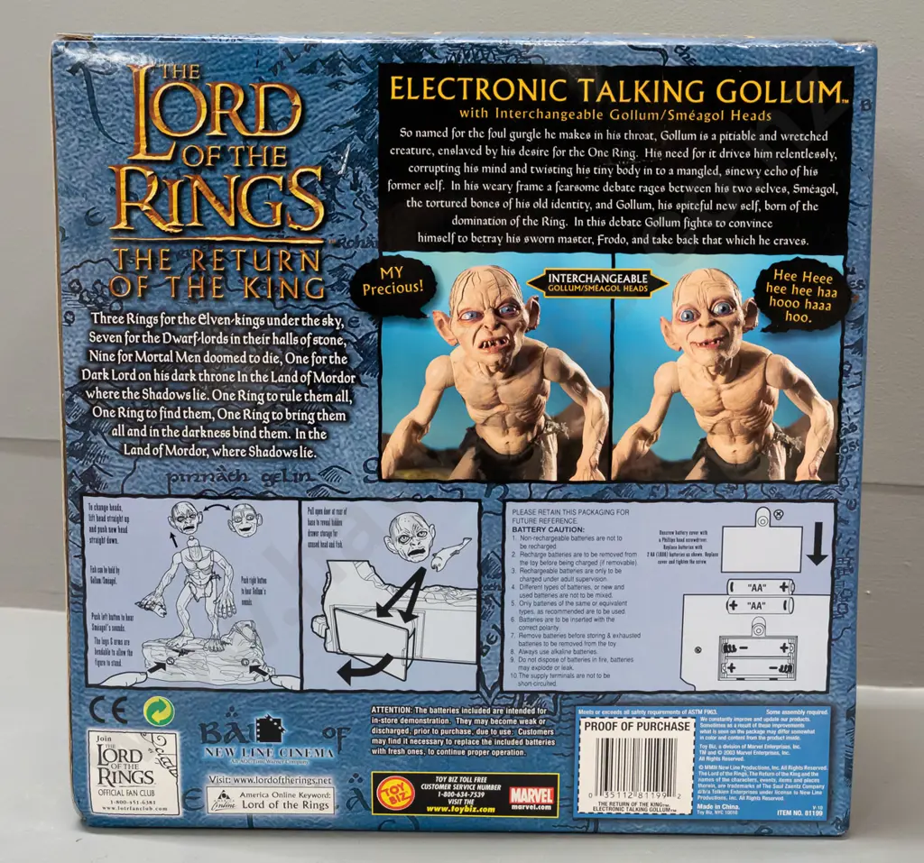 Marvel 2003 Lord of the Rings Return of the King electronic talking Gollum figure with interchangeable heads, battery Image 1++