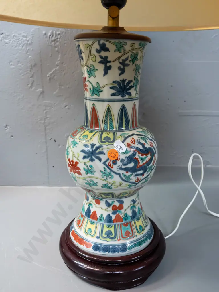 Chinese porcelain table lamp with wooden cap, dragon and flower motifs, with beige fabric shade H-600 Shade D-460 Image 1++