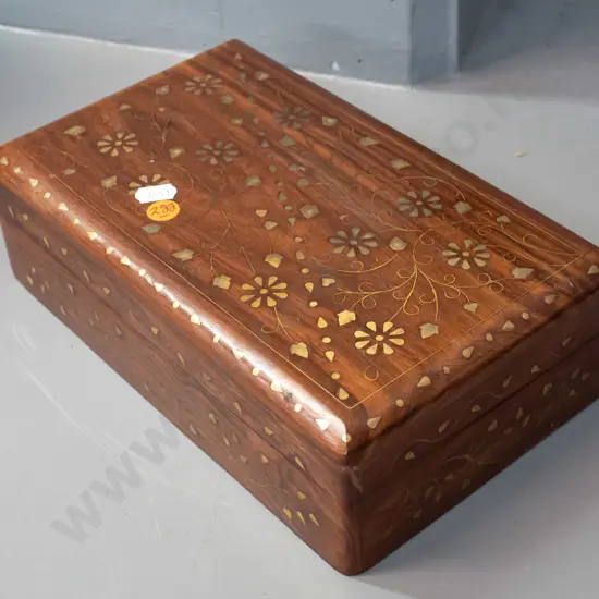 rosewood hinged-lid box with foliate motif brass inlay decoration, lined inside H-80 W-260 D-150