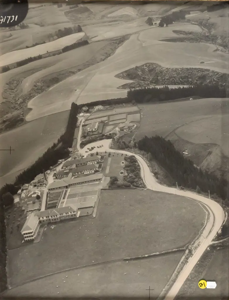 framed vintage aerial photographic print H500 W380 Image 1++