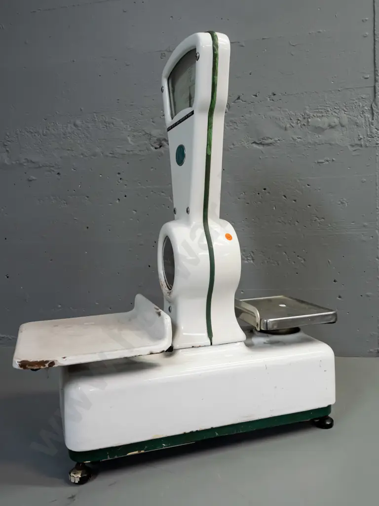 vintage commercial style Automatic Scale Company English platform scales with white enamel case - general age wear, some Image 1++