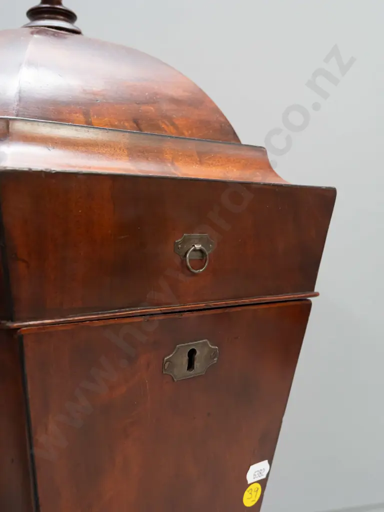 late Georgian cutlery urn in the style of Thomas Hope - figured mahogany with ebony stringing, rise & fall lid w/locking Image 1++