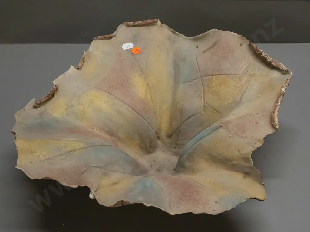 Gretyl Doo NZ studio pottery large leaf-form dish - some fretting to rim H-170 W-410 Image 1++