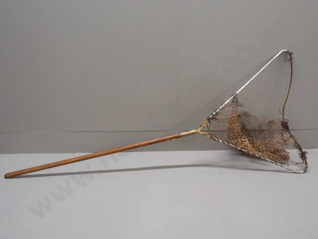vintage folding fishing landing net with brass fittings, timber handle, damage to netting L-1240 open, W-500, L-820 when Image 1++
