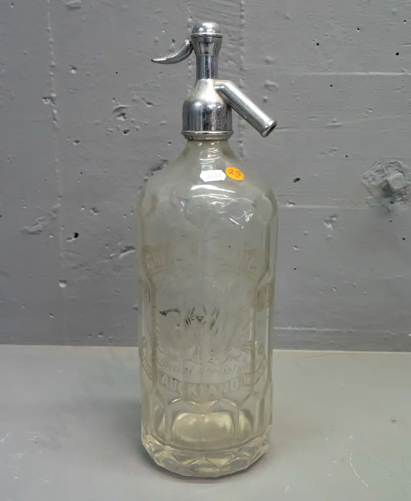 clear faceted glass soda syphon marked Grey & Menzies Thames Auckland Waikato, cap marked Grey & Menzies - some staining Image 1++
