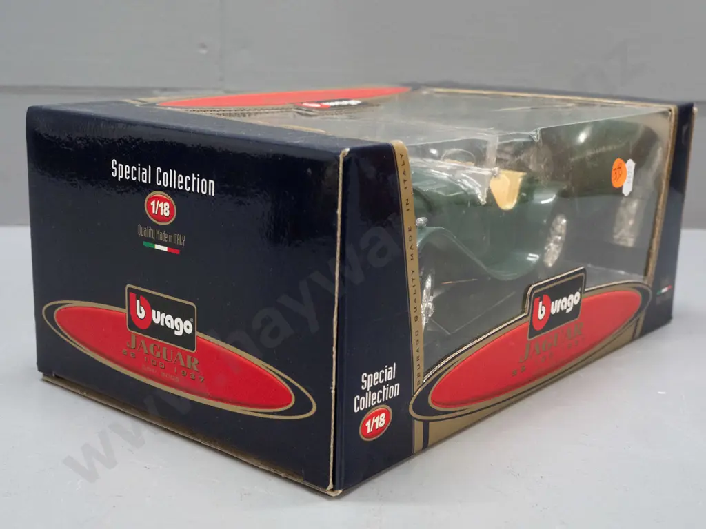 Burago 1:18 scale die-cast model 1937 Jaguar SS-100 in original box Image 1++
