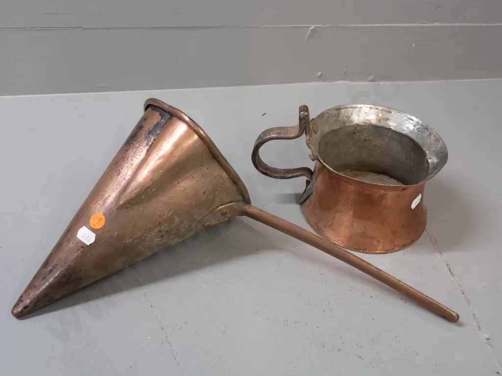 2 vintage copper items - conical ladle and small tin lined pot with wrought metal handle - both with some dents and Image 1++