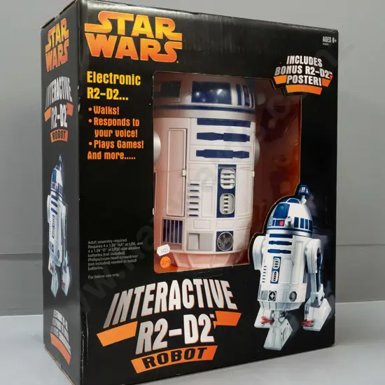 2005 Hasbro Star Wars R2-D2 interactive voice activated robot in original sealed box H-440 W-370 D-190