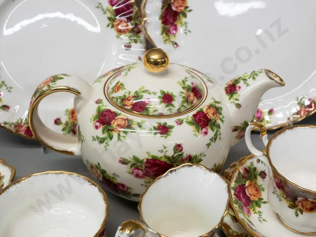 assorted Royal Albert Old Country Roses pieces - one trio, teapot, vase, 2 handled dishes, various oval and round plates Image 1++