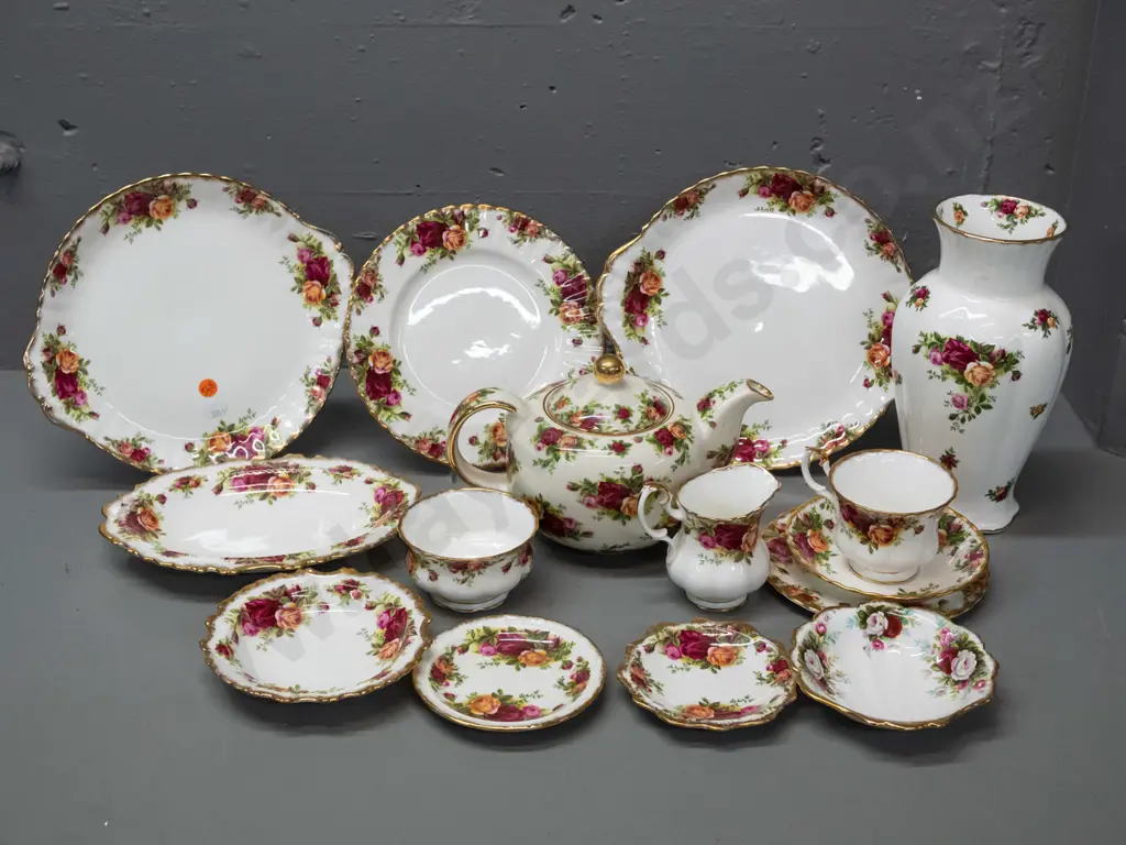 assorted Royal Albert Old Country Roses pieces - one trio, teapot, vase, 2 handled dishes, various oval and round plates Image 1++