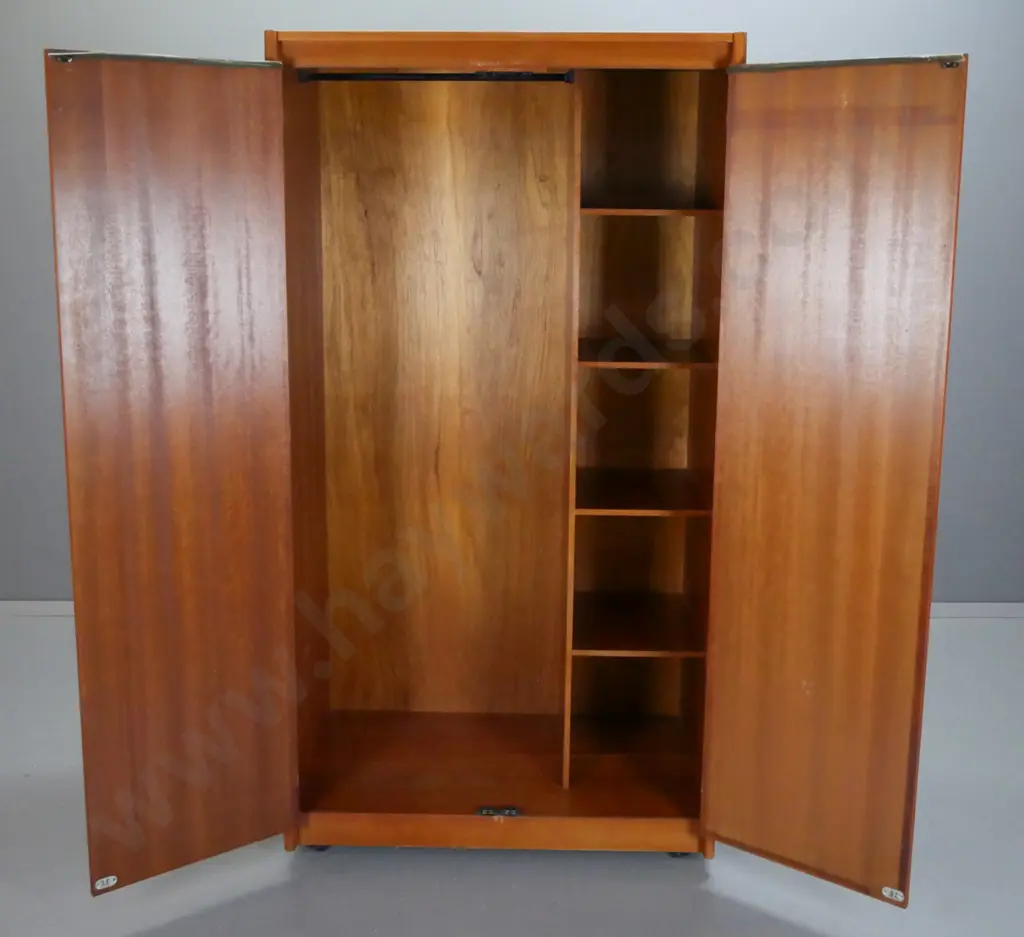 retro mixed timbers wardrobe H-1710 W-900 D-510 Image 1++