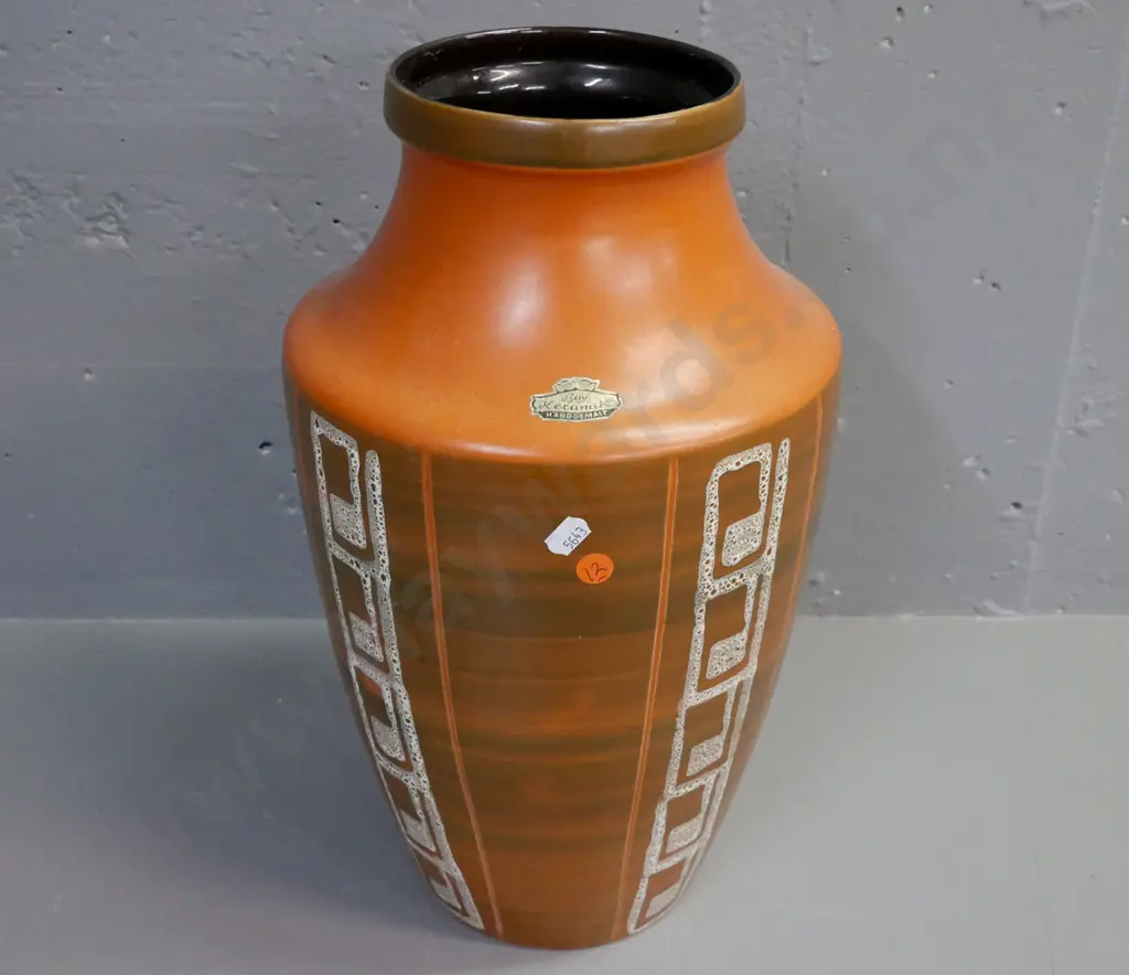 retro German vase, original label Bay Keramik Handgemalt. Orange and brown w/ white geometric patterning. Image 1++