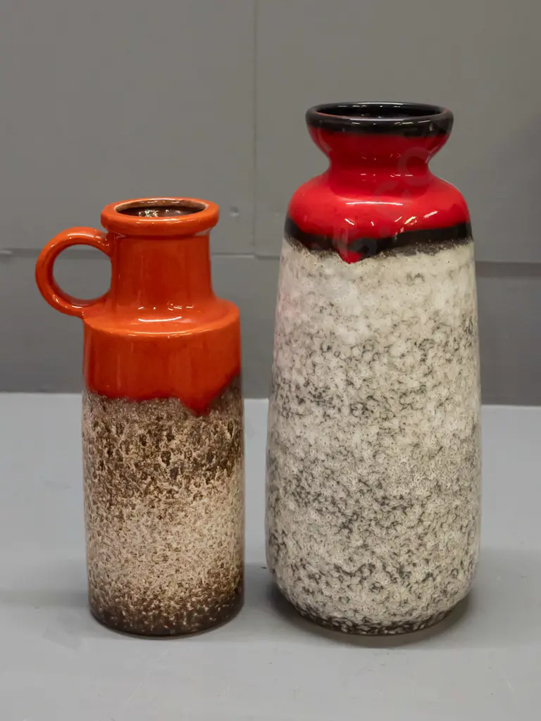 2 German pottery items - handled jug and vase, taller is H-260 Image 1++