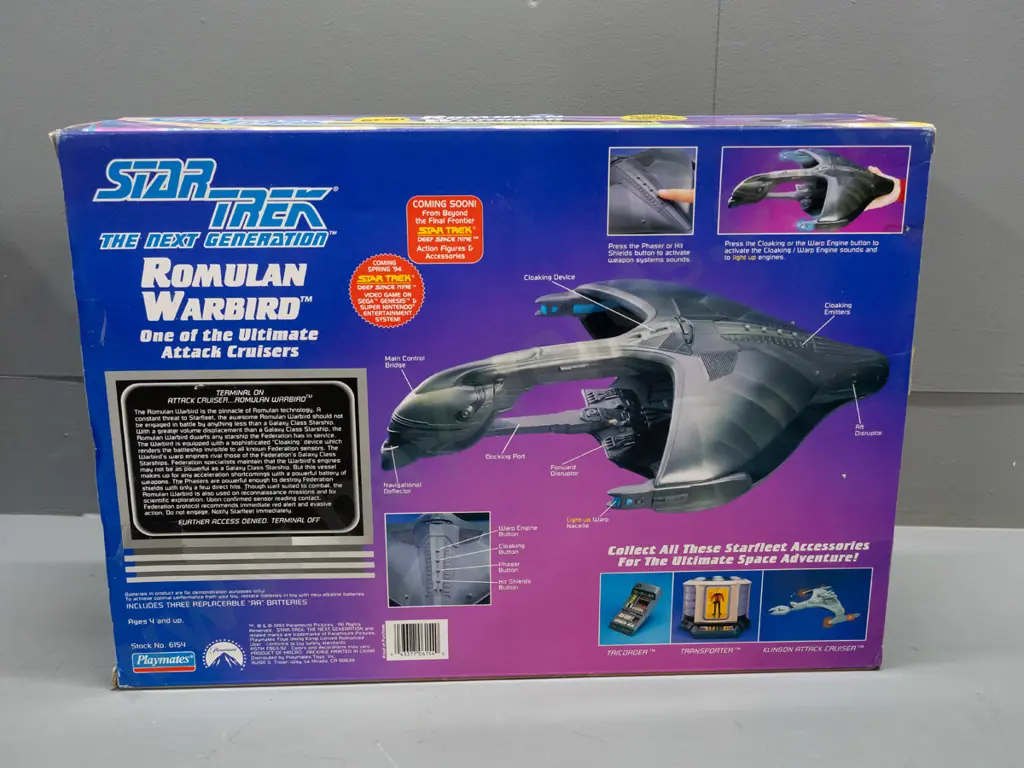 1993 Playmate Toys Star Trek Next Generation Collector's Edition model - Romulan Warbird in original box H310 W430 D110 Image 1++
