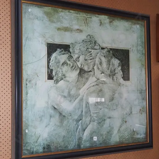 large print - 3 female statues H-1000