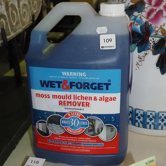 5L concentrate Wet and Forget moss and lichen remover