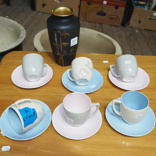 black and gold bamboo vase, 6x Branksome cups- 1 cup has crack