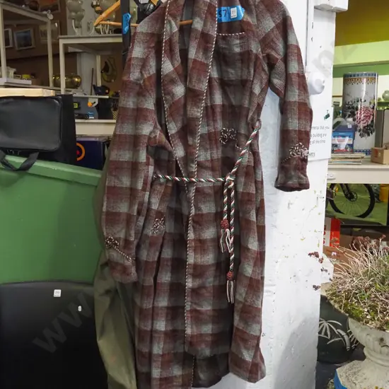 gents woollen dressing gown