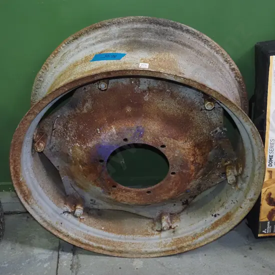 large truck wheel - ideal for fire pit Diam-760