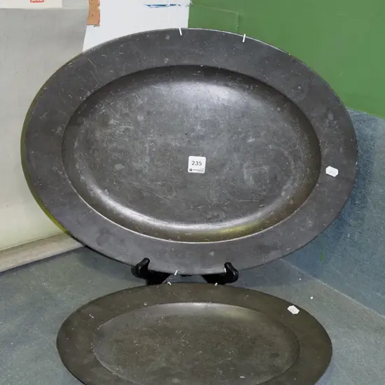 2x pewter ashets Largest Diam-480