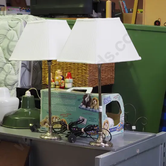 2x matching foam based table lamps H-550