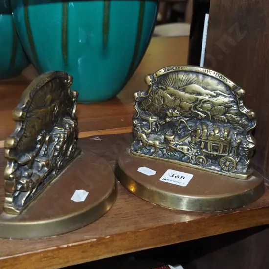 2x brass old coaching days bookends