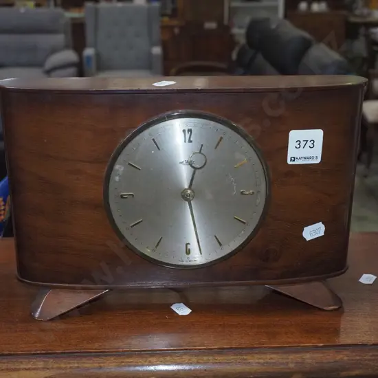 deco mantle clock
