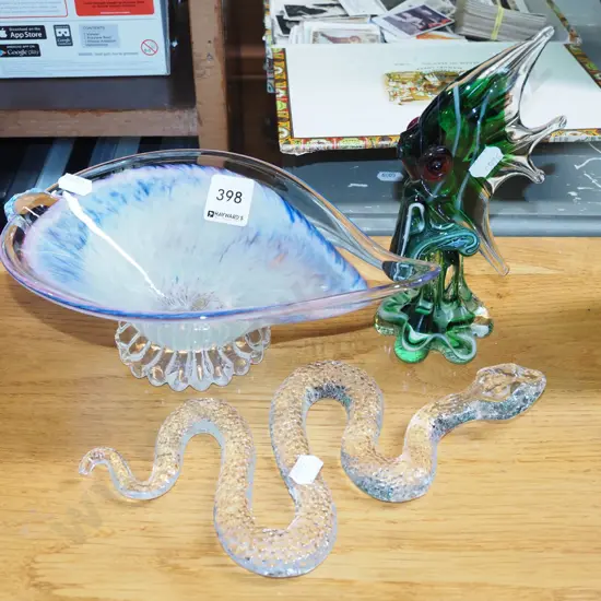 glass footed leaf dish, snake and fish H-170