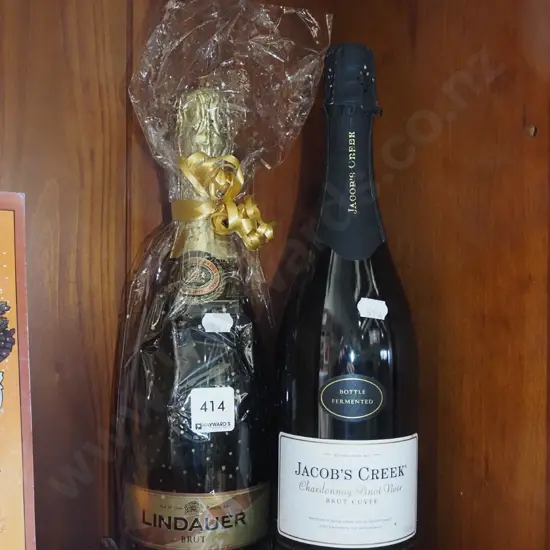 2x bottles sparkling wine