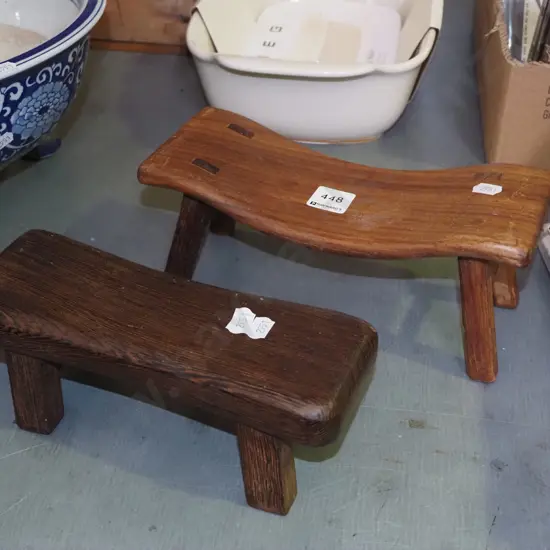 2x Japanese wooden head rests