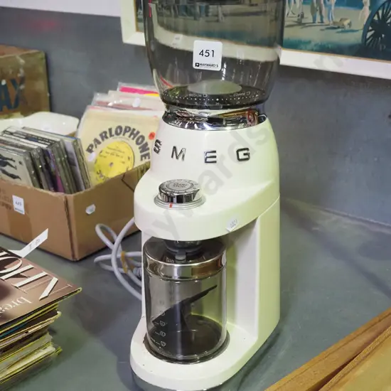 Smeg coffee grinder